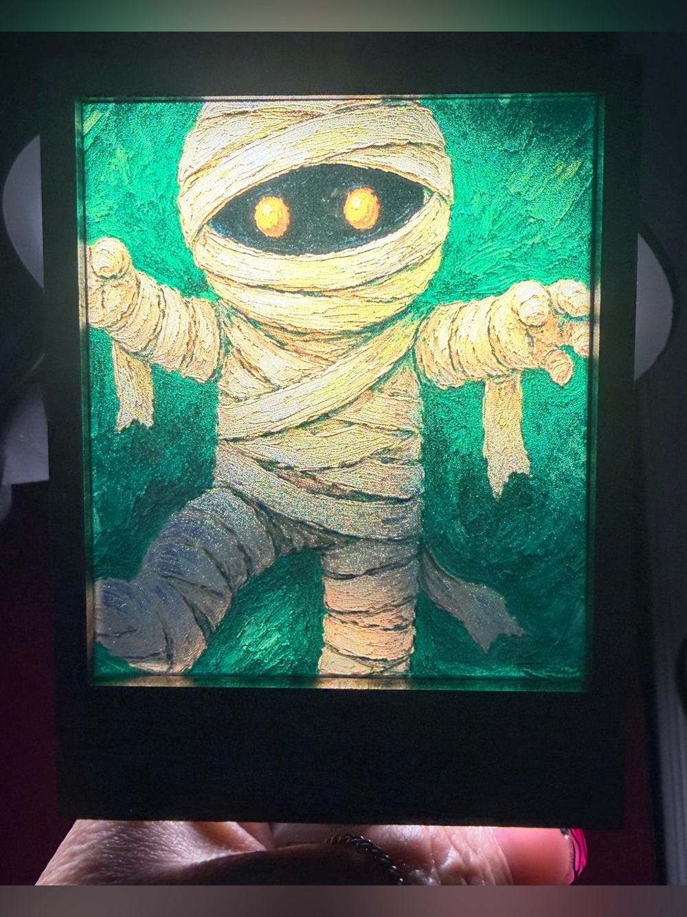 SPOOKY 👻 Hand crafted Interchangeable plug in Nightlight Comes with 4 scenes - Picture 9 of 9